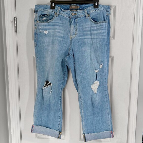 Torrid Crop Boyfriend Straight Vintage Stretch Mid-Rise Jean, Plus Size 16 - Picture 6 of 7